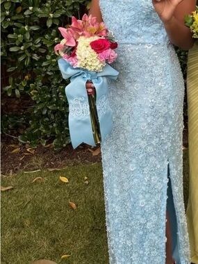 2026 Strapless Lulus 3d flowers Light Blue Beaded Formal Gown